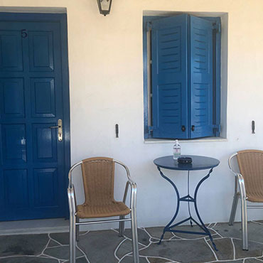 Double studio - Cour au bord de la mer